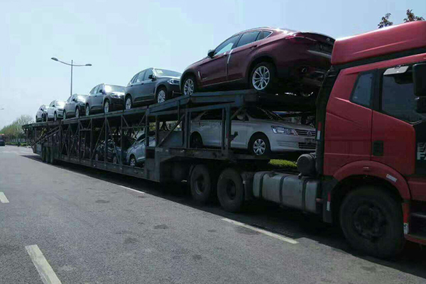 從西安到昌吉能不能托運轎車 費用多少